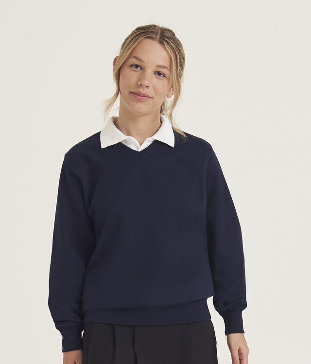 Senior Academy v-neck sweatshirt