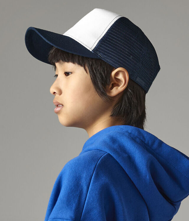 Junior snapback trucker