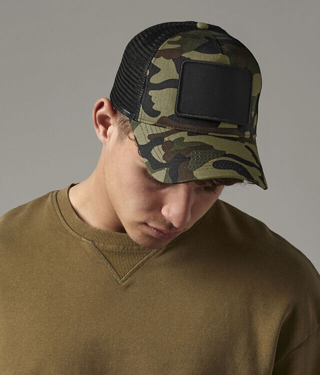 Patch snapback trucker