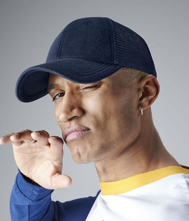 Jersey athleisure trucker