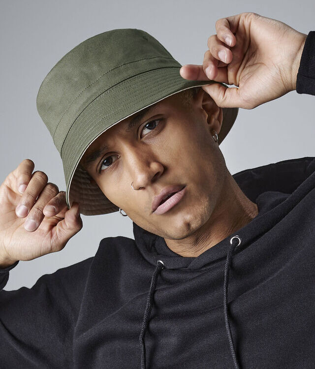 Reversible bucket hat