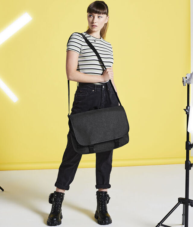 Two-tone digital messenger