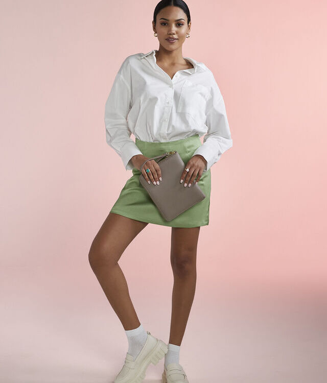 Boutique travel/tech organiser