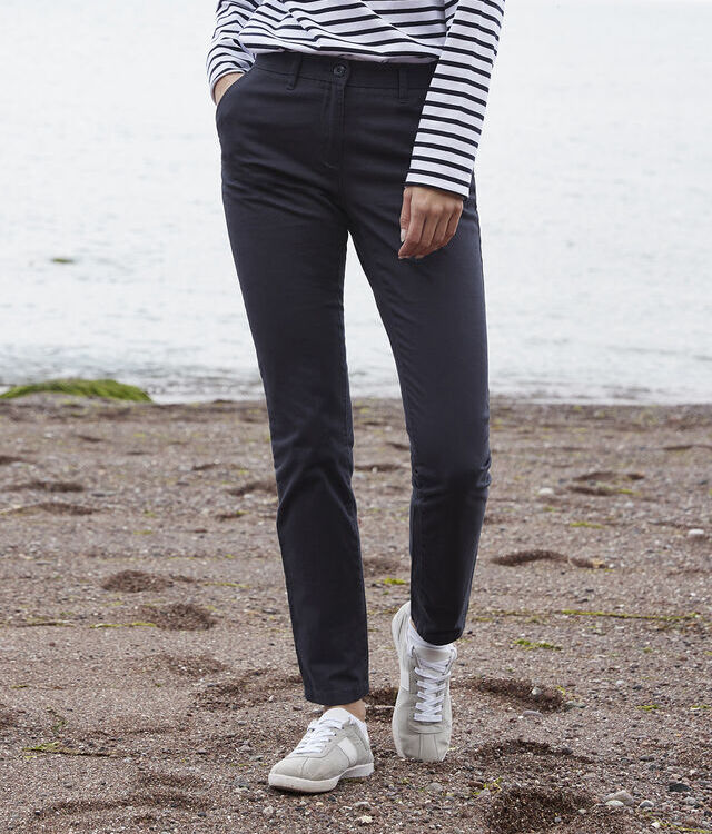Women's stretch chinos