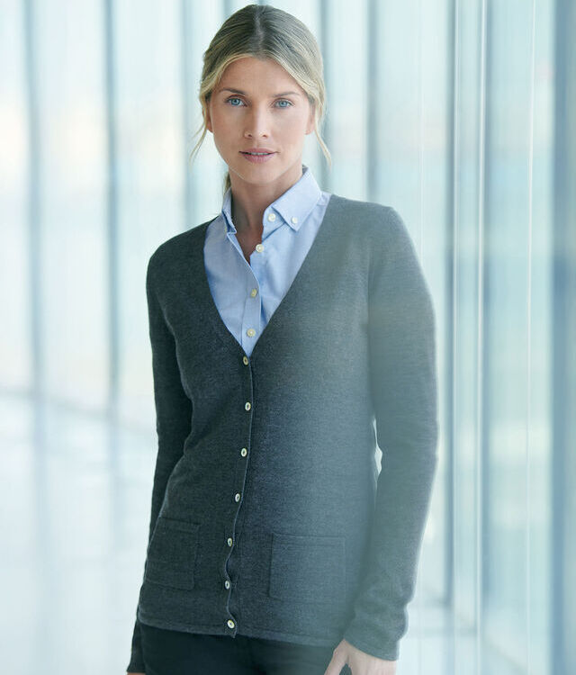Women's v-button cardigan