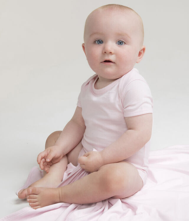 Essential short-sleeved bodysuit