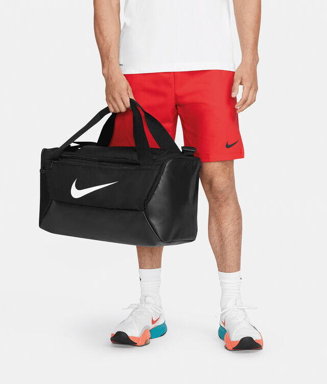 Nike Brasilia small duffle 9.5 (41L)