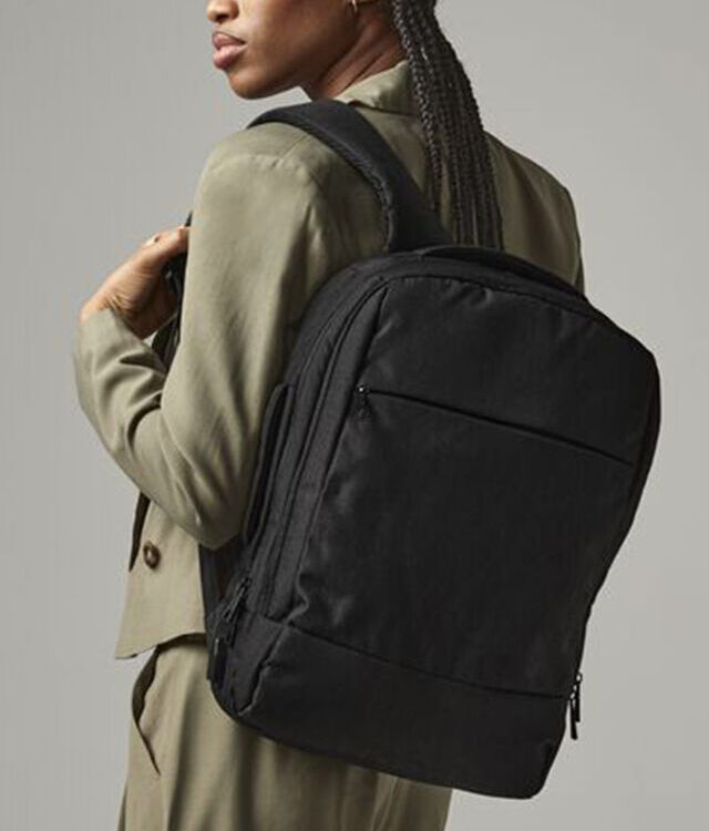 Q-Tech charge convertible backpack