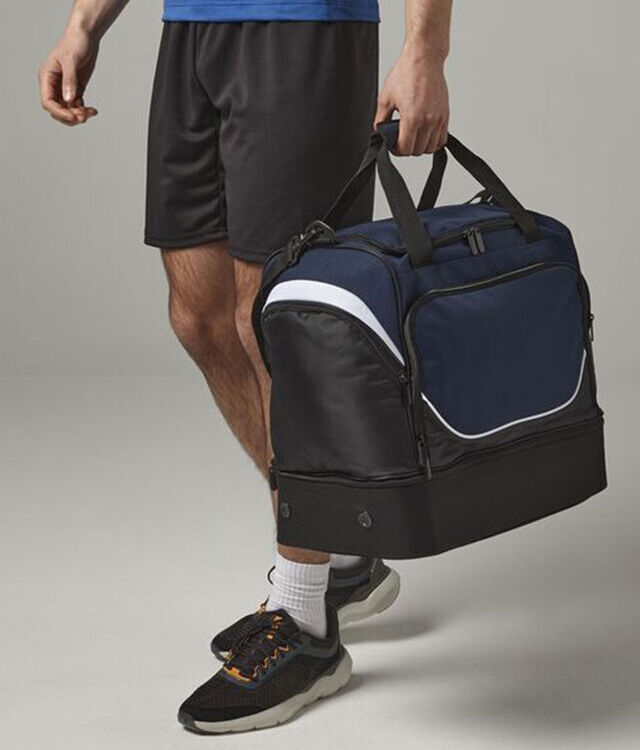 Pro team hardbase holdall