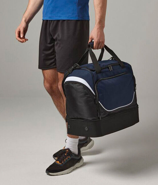 Pro team hardbase holdall