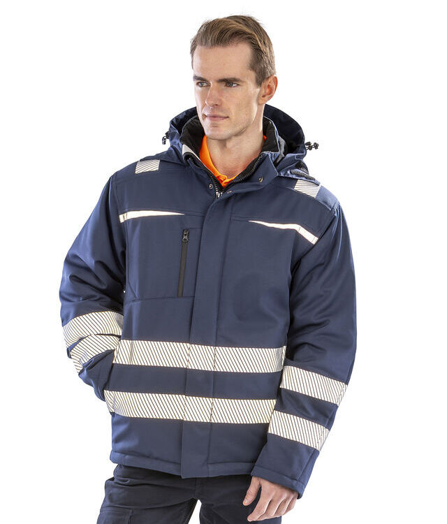 Dynamic softshell coat