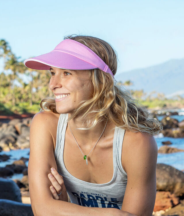 Herringbone sun visor with sandwich peak