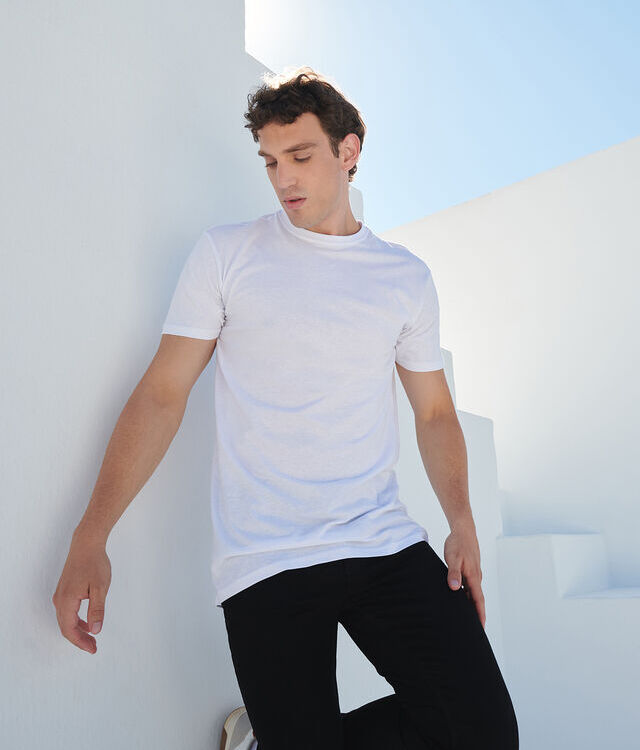 Longline t-shirt with dipped hem