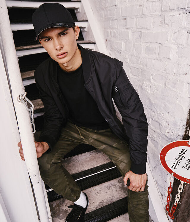 Flexfit fitted baseball cap (6277)